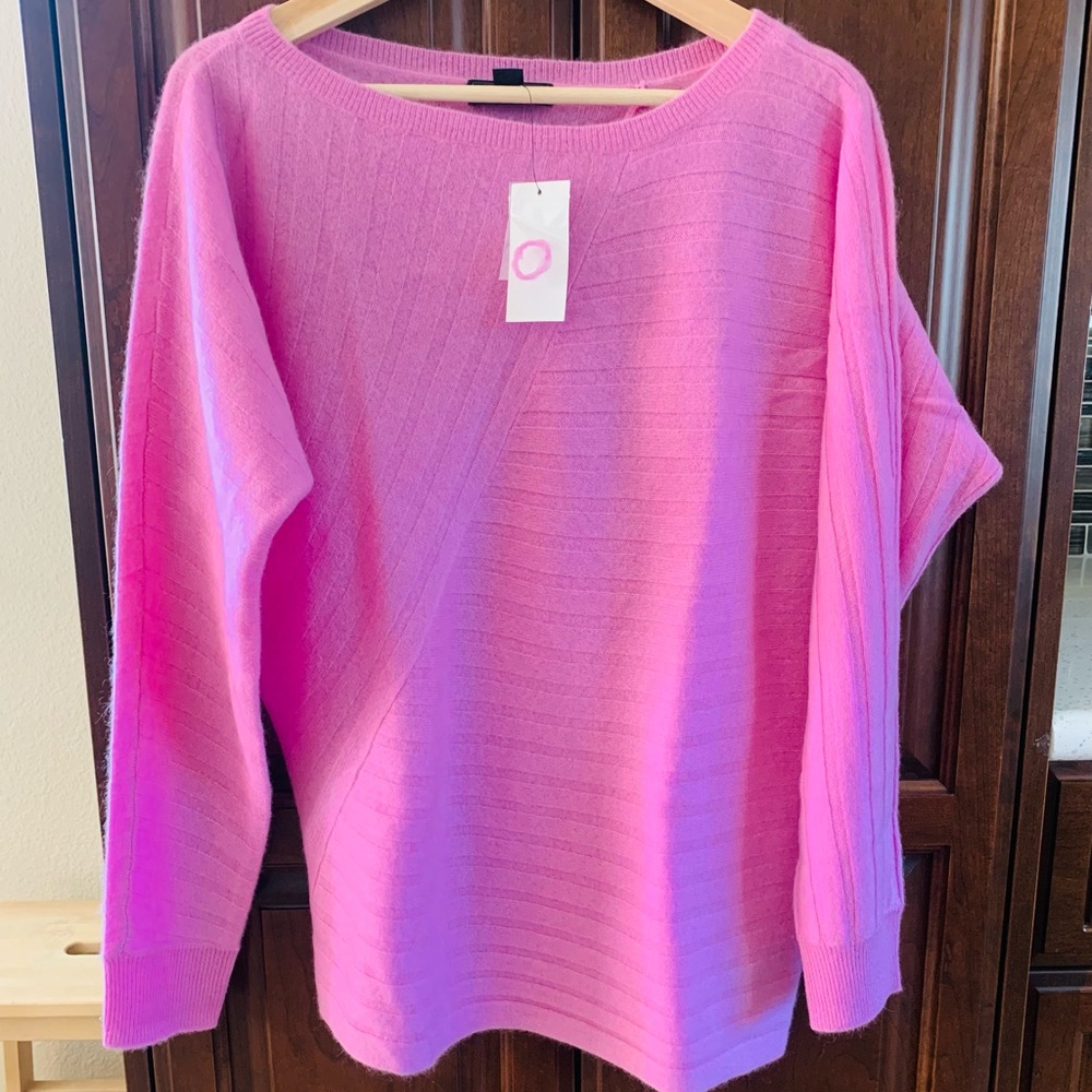 Price drop only for one day!!!100% new 100 % cashmere pink sweater in size S!!!